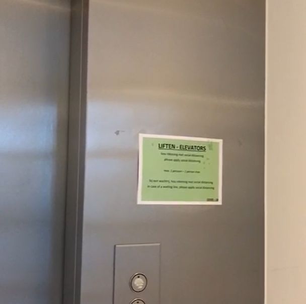 Inox Shine dirty elevator